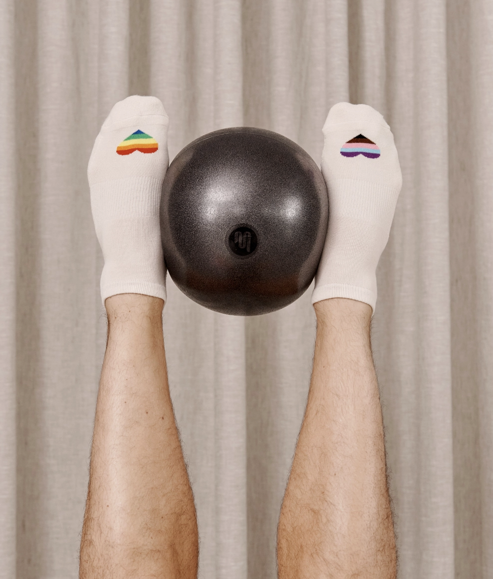 Move Active Classic Low Rise Grip Socks - Rainbow Heart