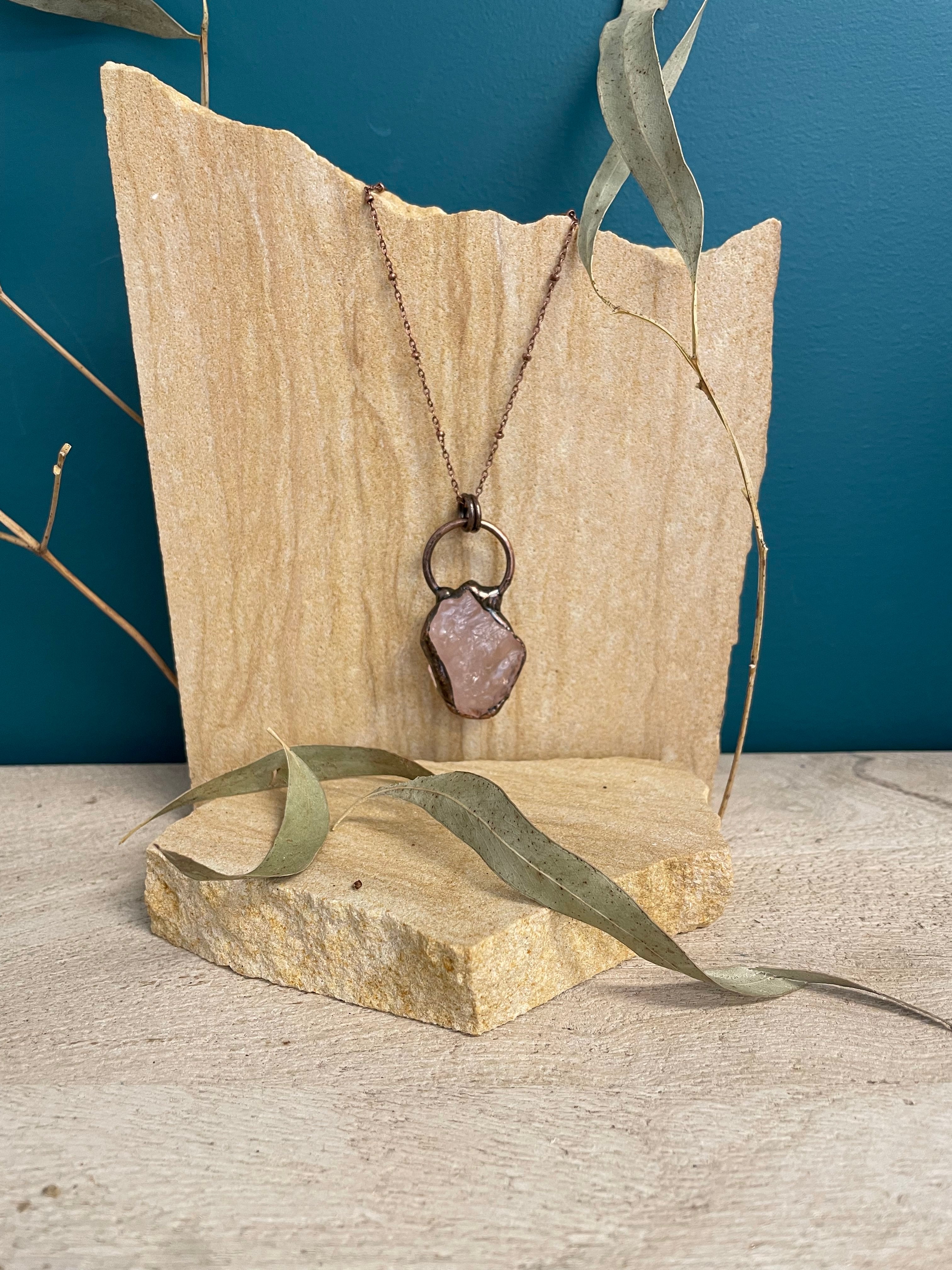 Whole Store Raw Rose Quartz Antique Rose Gold Plated Ring Pendant Necklace